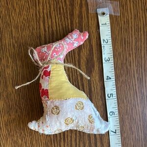 Antique Patchwork Quilt Fabric Bunny Home Decor Farmhouse Cottage Country